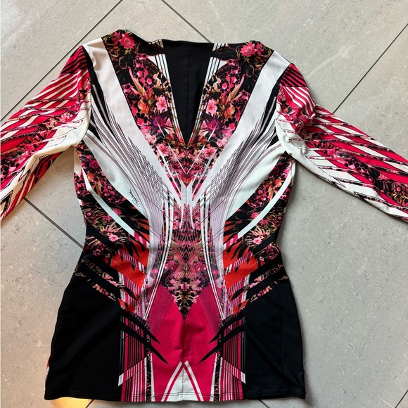 Roberto Cavalli Multicolor Pink & Black Lace-Trim V-Neck Top - Picture 3 of 8